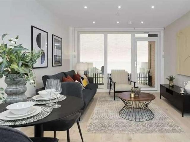 1 bed flat for sale