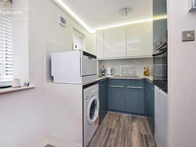 1 bed flat for sale