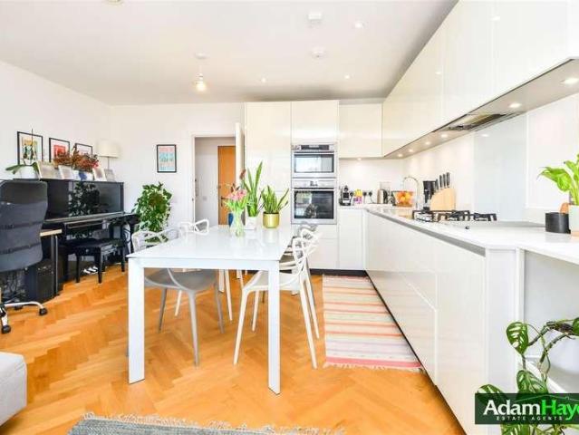 1 bed flat for sale