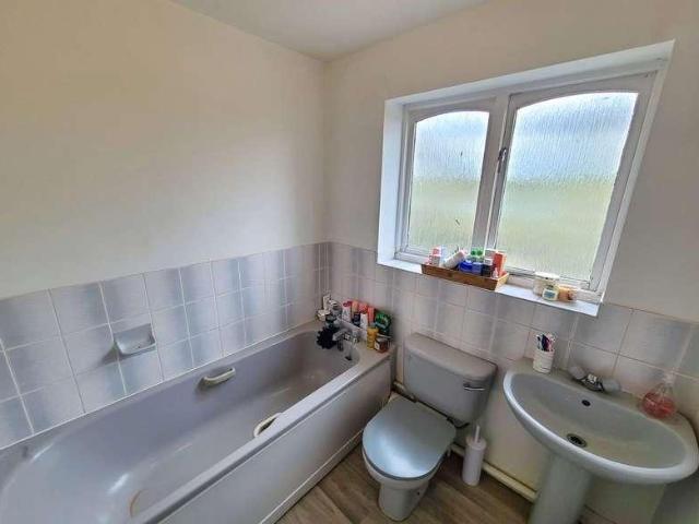 1 bed flat for sale