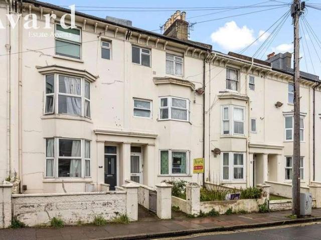 1 bed flat for sale