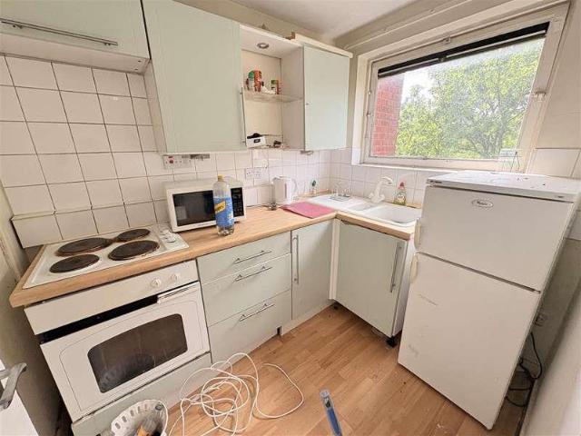 1 bed flat for sale