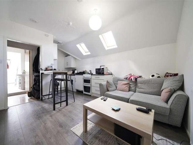 1 bed flat for sale