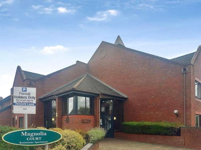 1 bed flat for sale
