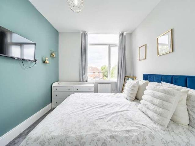 1 bed flat for sale