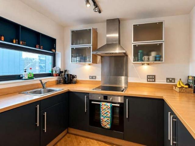 1 bed flat for sale