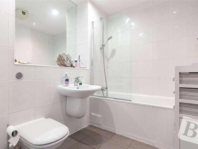 1 bed flat for sale