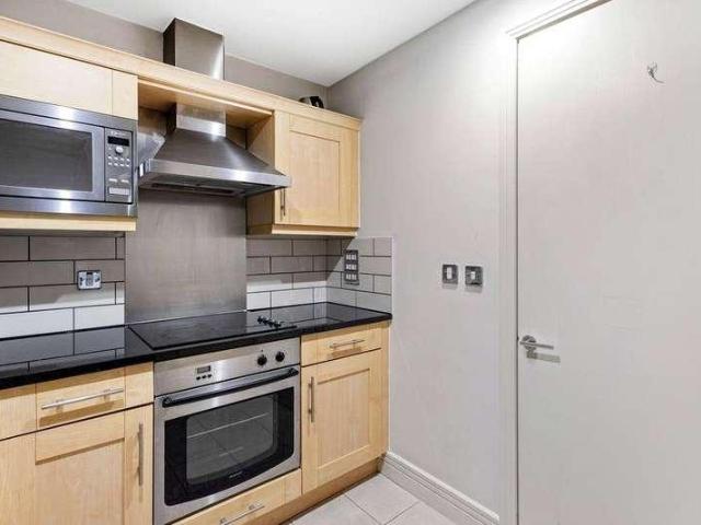 1 bed flat for sale