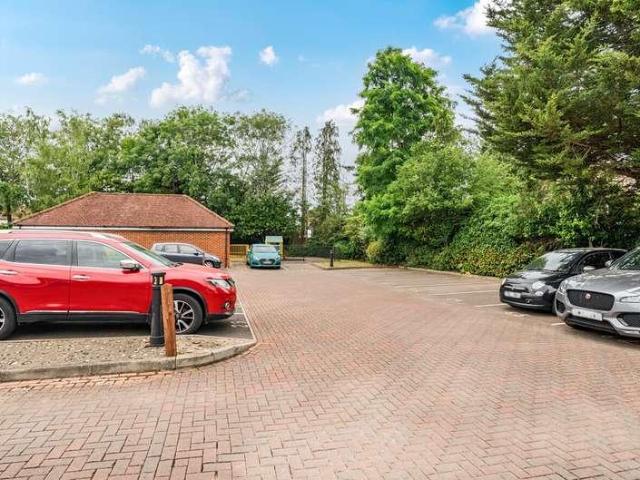 1 bed flat for sale