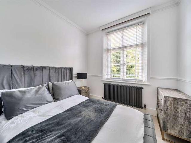 1 bed flat for sale