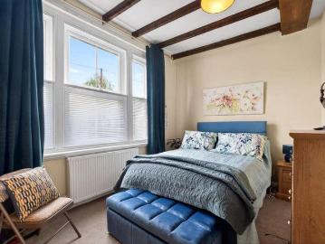 1 bed flat for sale