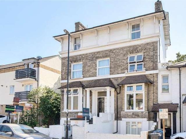 1 bed flat for sale