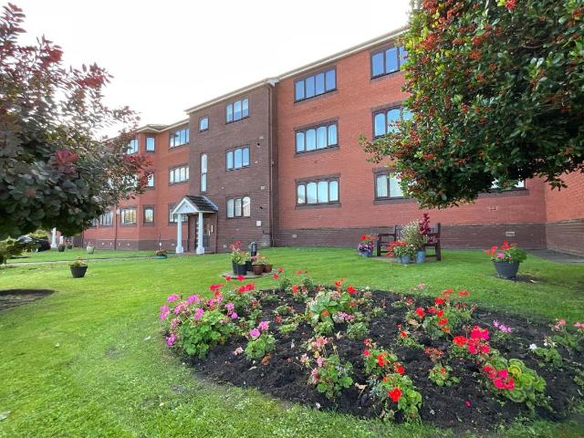 1 bed flat for sale
