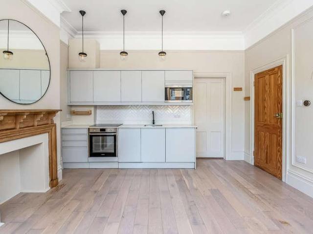 1 bed flat for sale
