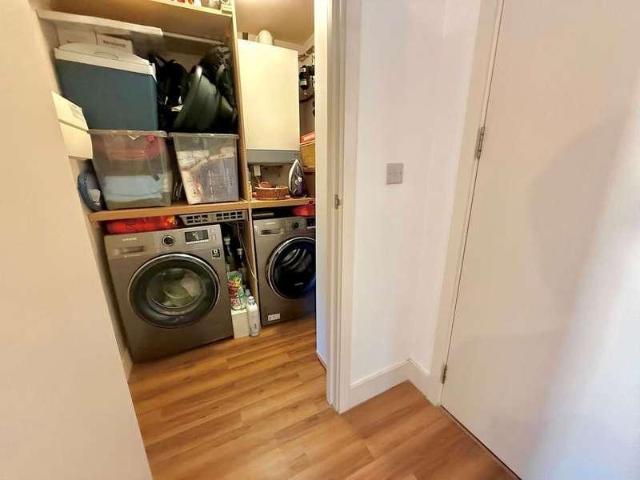 1 bed flat for sale