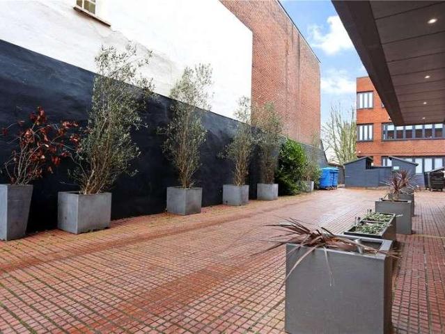 1 bed flat for sale