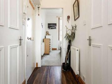 1 bed flat for sale