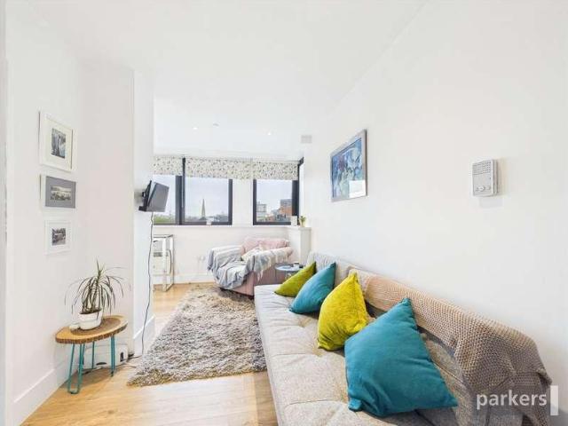 1 bed flat for sale
