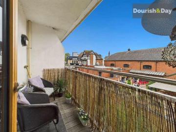 1 bed flat for sale