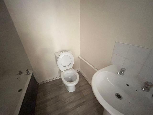 1 bed flat for sale