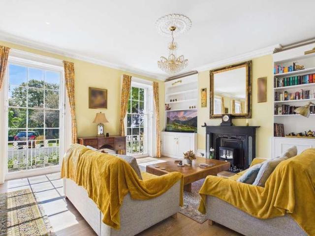 1 bed flat for sale