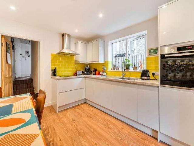 1 bed flat for sale