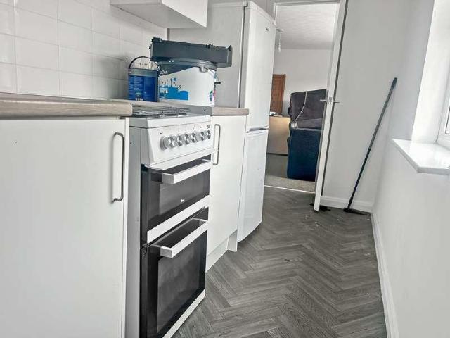 1 bed flat for sale