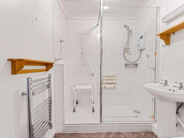1 bed flat for sale