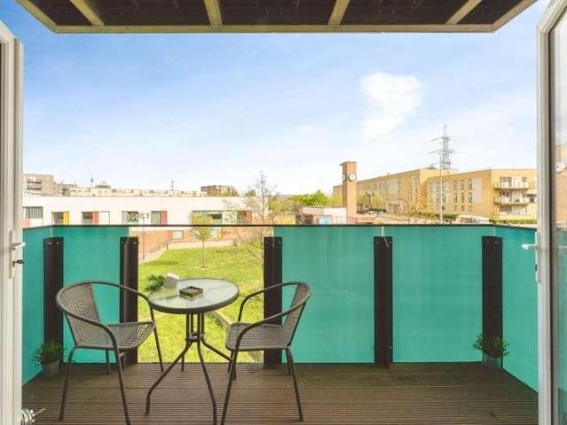 1 bed flat for sale