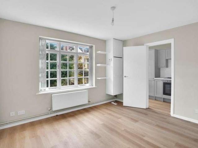 1 bed flat for sale