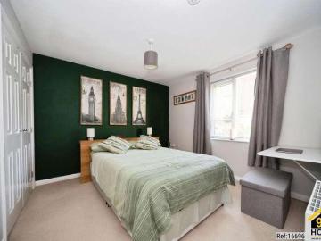 1 bed flat for sale