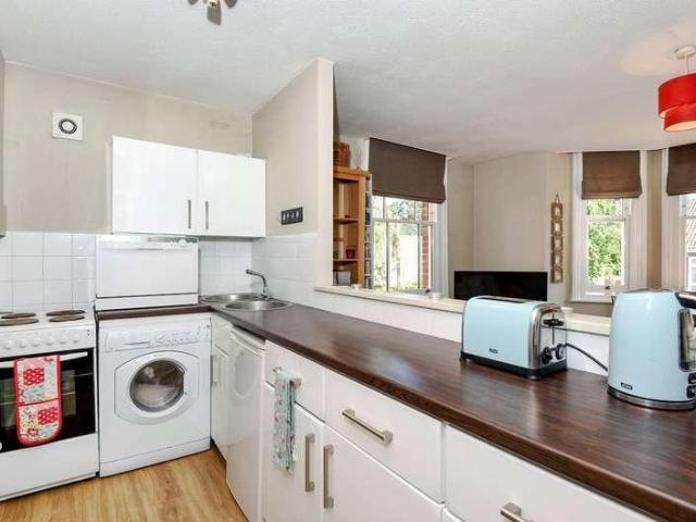1 bed flat for sale