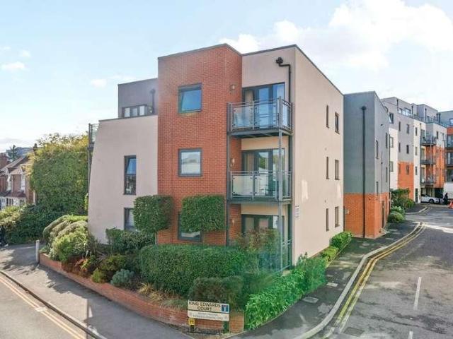 1 bed flat for sale
