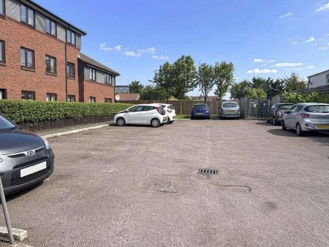 1 bed flat for sale