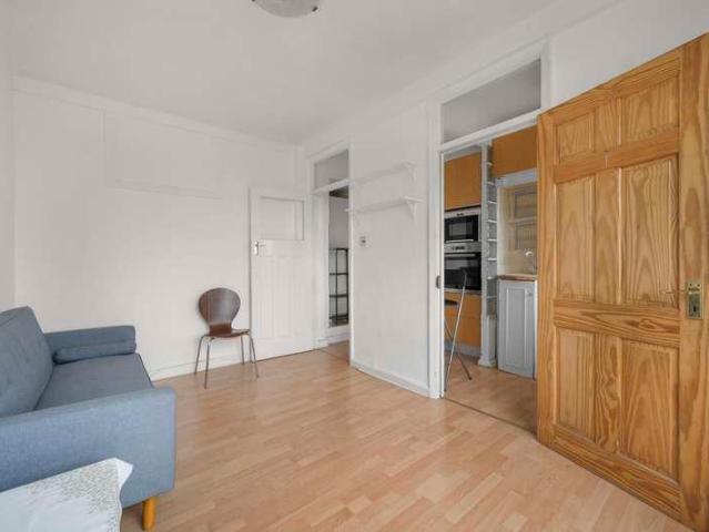 1 bed flat for sale