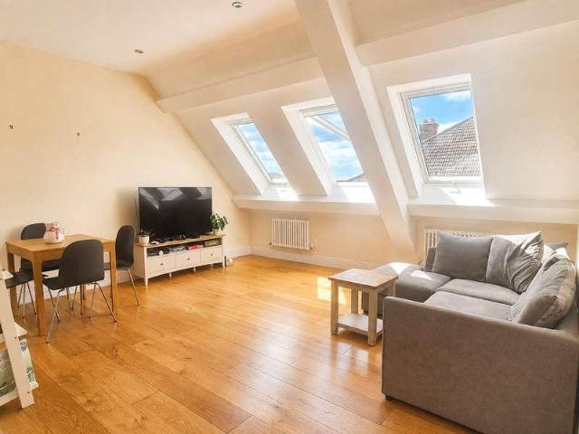 1 bed flat for sale