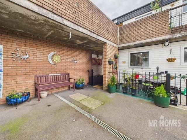 1 bed flat for sale