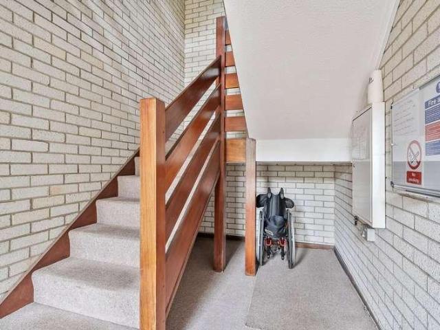 1 bed flat for sale