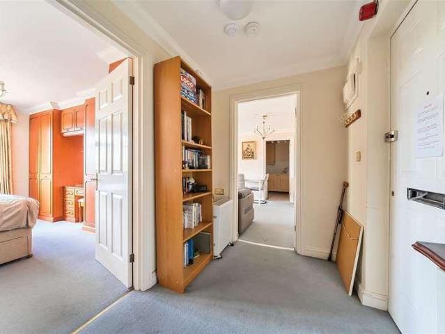 1 bed flat for sale