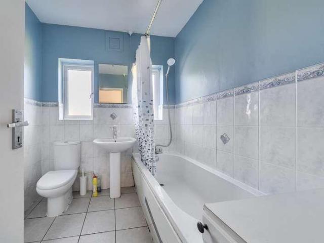 1 bed flat for sale