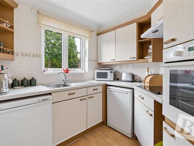 1 bed flat for sale