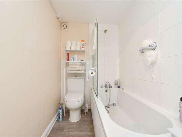 1 bed flat for sale