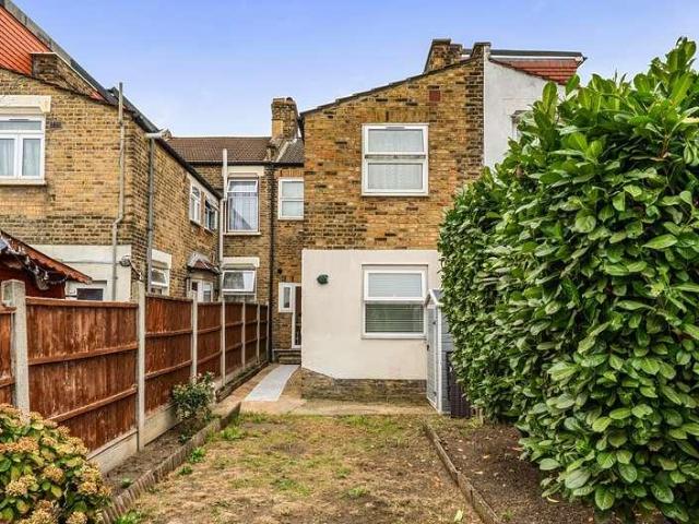 1 bed flat for sale