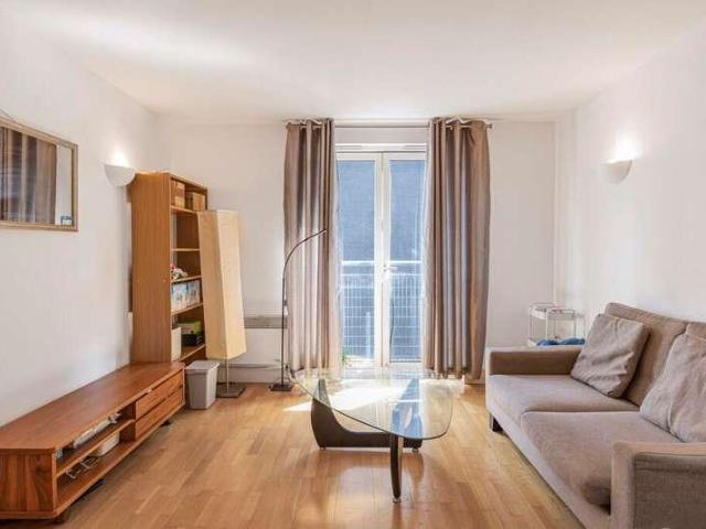 1 bed flat for sale