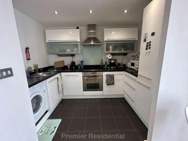 1 bed flat for sale