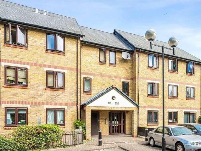 1 bed flat for sale