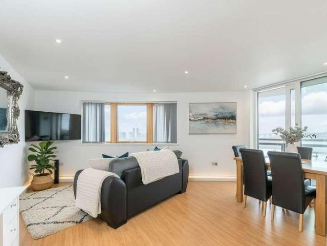 1 bed flat for sale