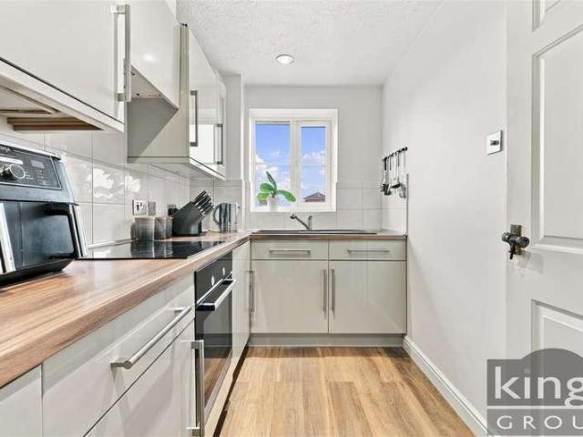 1 bed flat for sale
