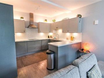 1 bed flat for sale