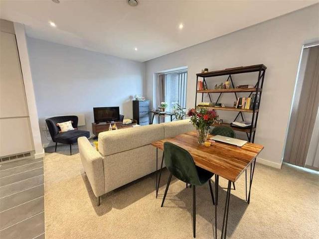 1 bed flat for sale
